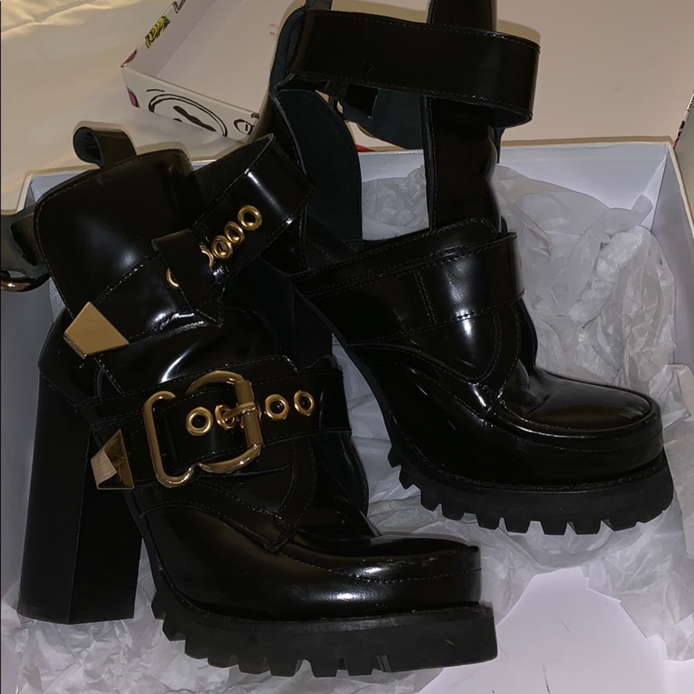 Jeffrey Campbell Shoes